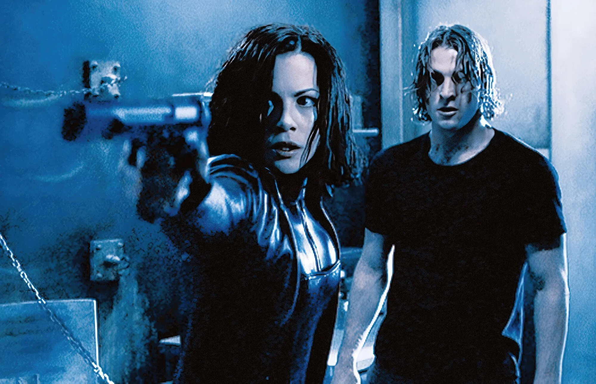 underworld movie 2003 1 Love at First Bite: 10 Vampire Horror Romances That’ll Leave a Mark 12 underworld movie 2003