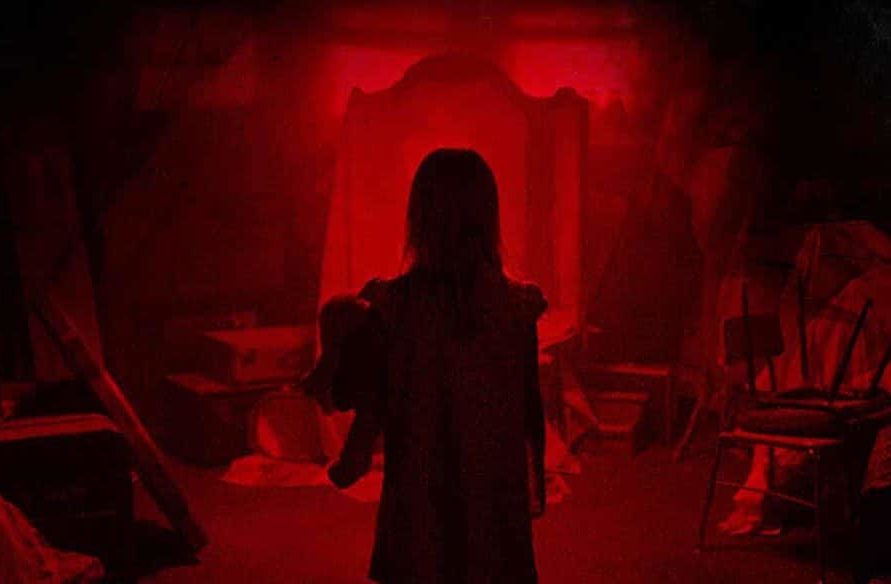 behind you 2020 poster nightmare on film street review 1 e1587050719298