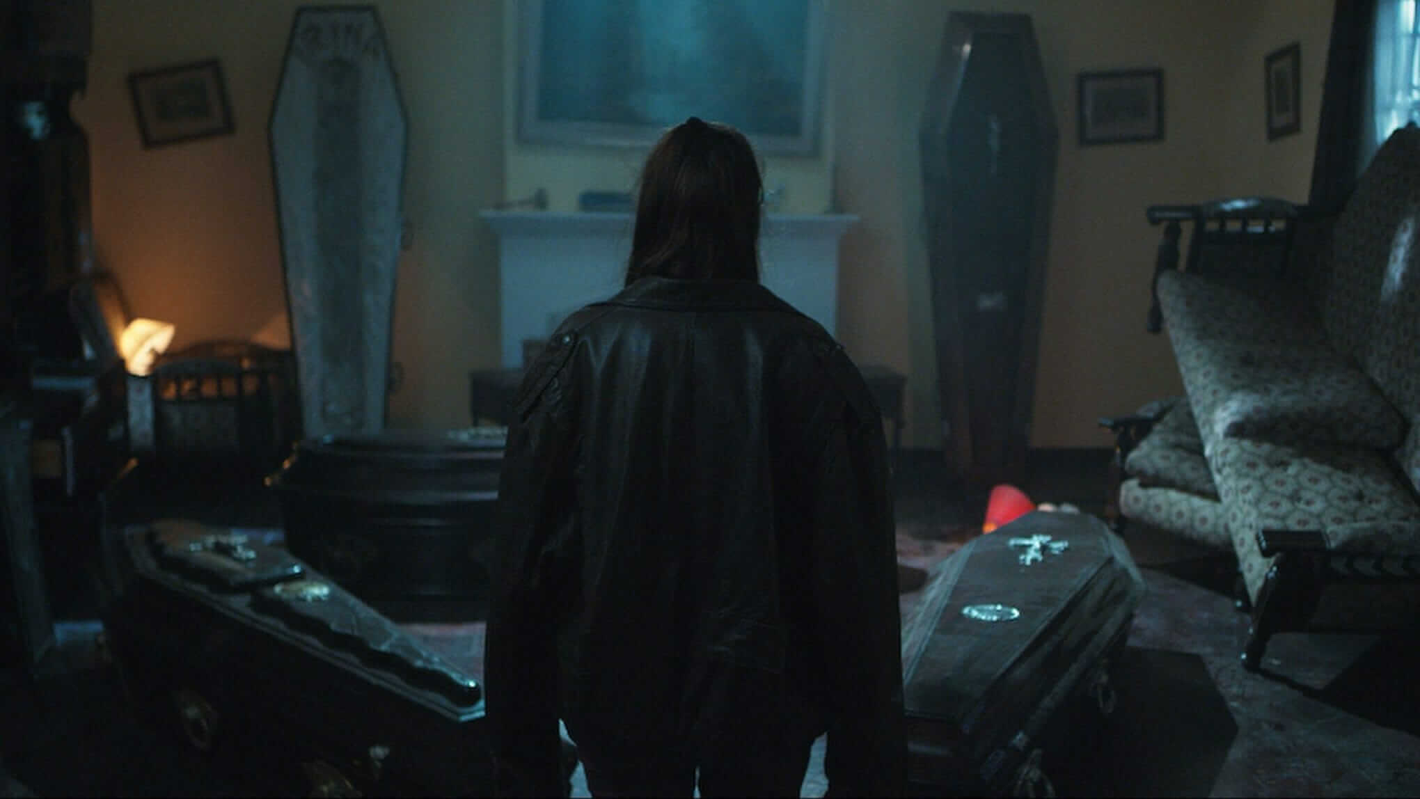 The Undertaker's Home la funeraria review horror movie fantasia 2020