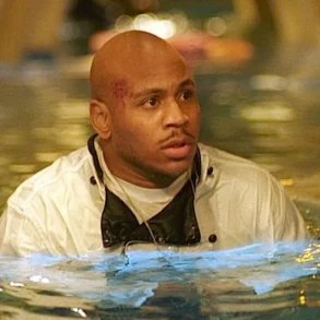 Deep Blue Sea (1999) ll cool j one-liners guilty pleasures