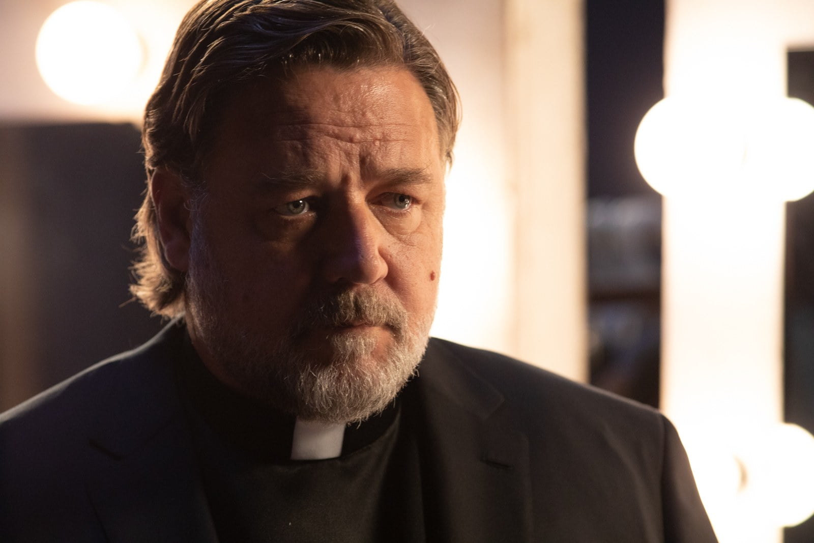 The Exorcism (2024) Russell Crowe as a priest