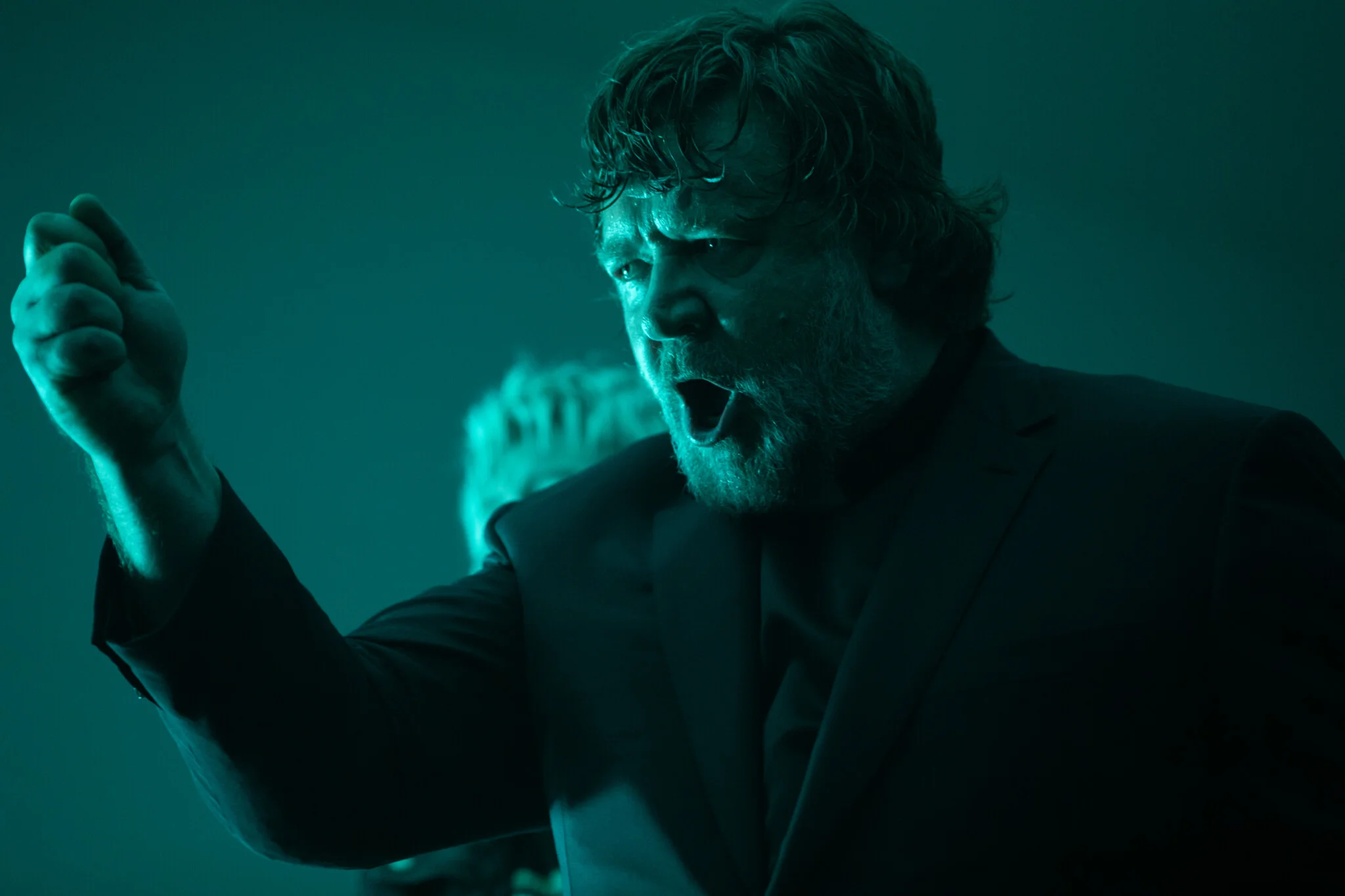 [Review] The Power Of Russell Crowe Compels You In Possession Horror ...