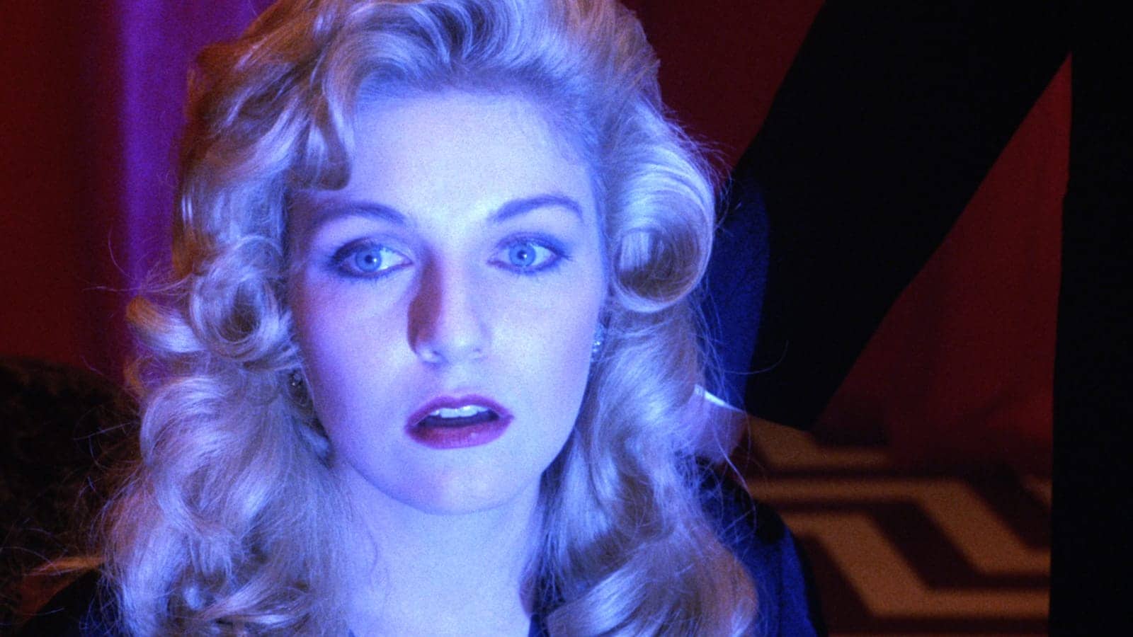 Twin Peaks Fire Walk With Me (1992) - Sheryl Lee as Laura Palmer in The Black Lodge