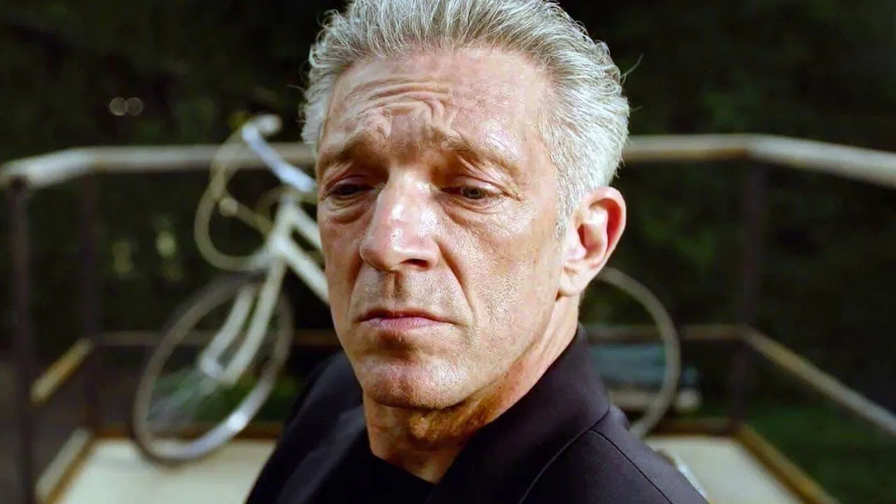 ygrZavQNVB2mWQ5lJeNgqnKN3GF Review: David Cronenberg's THE SHROUDS Explained (I Think) 11 ygrZavQNVB2mWQ5lJeNgqnKN3GF